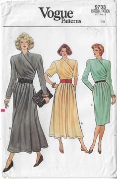 two women's dresses and one woman's purse are shown in this sewing pattern