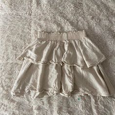 Brand New Princess Polly Skirt Size 6 So It Would Fit Size Small-Medium Never Worn Beige Ruffled Skirt Bottoms, Beige Ruffled Mini Skirt, Beige Ruffled Skirt For Day Out, Beige Tiered And Lined Mini Skirt, Beige Mini Skirt For Summer, Summer Beige Lined Mini Skirt, Beige Tiered Mini Skirt For Beach, High Waist Beige Mini Skirt For Summer, Beige High Waist Mini Skirt For Summer