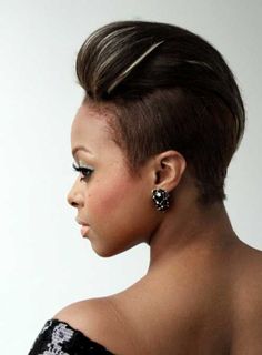 short hair style for black women, Chrisette Michelle. Short Haircut Black Women, Mohawk Women, Highlights Bob, Short Hair Mohawk, Black Haircut Styles, Haircut Black Women, Mohawk Styles, Classy Hairstyles, Hairstyles Black Women