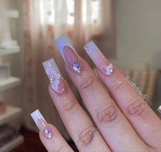 Nails For Special Occasion, Square Nails Trendy, Gold Acrylic Nails, Tapered Square Nails, Lilac Nails, Girly Acrylic Nails, Casual Nails, Classy Acrylic Nails