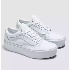 Brand: Vans Size: Women’s 8 Color: True White Excellent Condition; Never Worn. Old Skool Stackform, Vans White, Shoes Vans, Womens Vans, Old Skool, Vans Shoes, Womens Shoes Sneakers, Shoes Sneakers, Color White