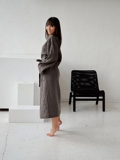 "Weathered wood linen women's morning bath robe/kimono. Choose size: XS Bust 82 - 84 cm. ( 32 1/4\" - 33\") Waist 66 - 68 cm. / (26\" - 26 3/4\") Hips 90 - 92 cm. / (35 1/2\" - 36 1/4\") S Bust 86 - 88 cm. ( 33 3/4\" - 34 3/4\") Waist 70 - 72 cm. / (27 3/4\" - 28 1/4\") Hips 94 - 96 cm. / (37\" - 37 3/4\") M Bust 90 - 92 cm. ( 35 1/2\" - 36 1/4\") Waist 74 - 76cm. / (29 1/4\" - 30\") Hips 98 - 100 cm. / (38 1/2\" - 39 1/4\") L Bust 94 - 96 cm. ( 37\" - 37 3/4\") Waist 78 - 80 cm. / (30 3/4\" - 3 Summer Linen Lounging Robe, Oversized Long Sleeve Robe For Lounging, Linen Long Sleeve Robe For Daywear, Long Sleeve Linen Robe For Daywear, Long Sleeve Kimono With Pockets For Loungewear, Long Sleeve Linen Beach Robe, Long Sleeve Linen Kimono For Loungewear, Relaxed Fit Linen Robe For Home, Relaxed Fit Linen Dress For Loungewear