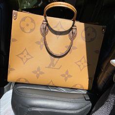 Onthego Gm Louis Vuitton Onthego, Bags Louis Vuitton, Vuitton Bag, Louis Vuitton Bags, Louis Vuitton Bag, Limited Time, Bag Lady, Louis Vuitton, Color