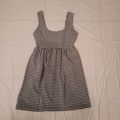 Forever 21 Checkered Dress Size Small New With Tags Never Used Good Condition 10/10 Will Ship Asap Checkered Dress, Forever 21 Dresses, 21 Dresses, Forever 21, Midi Dress, Black White, Womens Dresses, Black And White, Tags