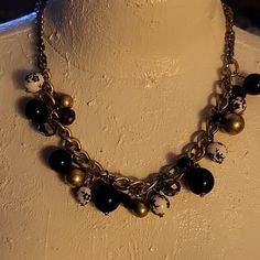 I Love The White &Black Beads..Look Handpainted. Among Black And Bronze Beads Give This A Rockabilly,Vintage Feel.. Retail $34 70s Jewelry, Rockabilly Style, Rockabilly Fashion, Style Necklace, Black Beads, Lowest Price, Womens Jewelry Necklace, The White, White Black