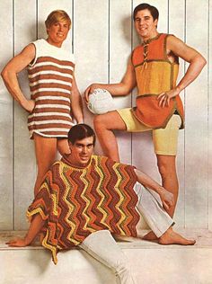 1970s Men’s Fashion Ads You will not be able to unsee http://www.boredpanda.com/1970s-mens-fashion-ads/ Funny Family Photos, Moda Hippie, Beach Volley, Look Retro, Motif Vintage, Retro Mode