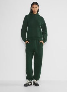 COZY FLEECE PERFECT HOODIE | Aritzia Hoodie And Sweatpants, Fleece Sweatpants, Fade Color, Zip Sweater, Christmas Wishlist, Ladies Day, Denim Shirt, Bra Tops, Christmas List