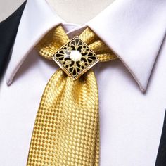 Luxury Gold Suit And Tie Accessories For Business, Luxury Gold Tie For Formal Occasions, Mens Ties Fashion, Luxury Gold Suit And Tie Accessories For Semi-formal Occasions, Luxury Yellow Tie For Men, Luxury Yellow Ties For Men, Uniform School, Unique Bow Tie, Prom Gift