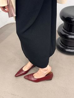 LBSFY - Pointed Toe Women Flats Loafers 2024 New Arrivals Black Brown Beige Red Autumn Dress Shoes Woman Party Loafers Mules Size 35-39 Size 5.5=35=22.5cm Size 6=36=23cm Size 6.5=37=23.5cm Size 7=38=24cm Size 7.5=39=24.5cm Red Round Toe Ballet Flats For Evening, Red Ballet Flats For Evening, Elegant Red Ballet Flats With Flat Heel, Red Slip-on Ballet Flats For Formal Occasions, Red Ballet Flats For Spring Formal Occasion, Red Ballet Flats For Spring Formal, Chic Red Ballet Flats For Formal Occasions, Chic Red Ballet Flats For Formal Events, Elegant Red Ballet Flats For Work