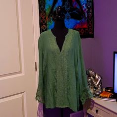 Nwot Jade Bohemian Styled V-Neck Pullover Blouse, Long Sleeved With Beautiful Crochet Detailed Design Along The Front And End Of Sleeves In A Size 18/20. Very Soft Sheer Material. 60% Rayon 40% Polyester. Brand-New Never Worn. Purchased At Ashley Stewart. Fall Crochet V-neck Top With Crochet Trim, Green V-neck Tunic For Fall, Bohemian Long Sleeve Crochet Top For Vacation, Casual Lace Trim Blouse For Festivals, Bohemian V-neck Lace Top For Vacation, Spring V-neck Blouse With Crochet Lace, Spring Long Sleeve Crochet Top With Lace Trim, Festival V-neck Tops With Lace Trim, Long Sleeve Tops With Lace Trim For Festival