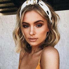 Pinterest wright5392✨ Facial Definition, Makeup Sephora, Short Hairstyle, Pretty Hair, Prom Makeup, Short Hairstyles For Women, Charlotte Tilbury, Scarf Hairstyles