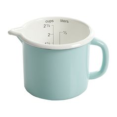 the measuring cup has two cups in it