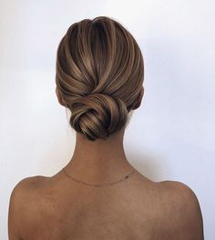 Trendy Updos, Veil Hairstyles, Updos For Medium Length Hair, Wedding Hair And Makeup, Bride Hairstyles, Trendy Hairstyles