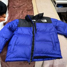 -Women’s Large -New Without Tags -No Flaws -Only Selling Because I Need A Different Size -Soo Warm Blue Down Puffer Jacket For Streetwear, Blue Down Outerwear For Streetwear, Sporty Blue Down Outerwear, Blue Puffer Outerwear For Hiking, Blue Long Sleeve Puffer Jacket For Hiking, Coats North Face, Grey North Face Jacket, 1996 Retro Nuptse Jacket, North Face 1996