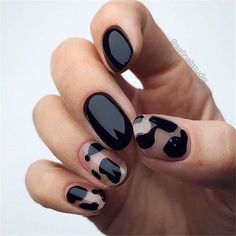 Uploaded from Pinterest Animal Print Nails Art, Cute Short Nails, Drawing Hair, Minimal Nails, Makijaż Smokey Eye, Animal Print Nails, Short Nail Designs, Minimalist Nails, Dream Nails