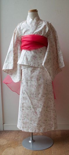 This is a cute two-way dress👘 You can wear as a kimono and also a dress. 🌸 ⭐️Size ✴︎Size: 100cm to 115 cm  ✴︎Material: 100% Cotton Tie: Linen ✴︎Colour might be different depending on the viewer's screen settings ✴︎Age: from 4 to 5 years old, depending on the children  ✴︎You can adjust ties and a ribbon by yourself.   ✴︎ These are two ways, so you can wear them without a jacket.   ✴︎I will send this small pouch by Standard Airmail from Japan directly ✴︎Unfortunately, No insurance ✴︎For Japanese Sakura Cherry Blossom, Small Pouch, Girl Clothing, Made In Japan, Cherry Blossom, Insurance, Two Piece Skirt Set, Blossom, Girls Dresses