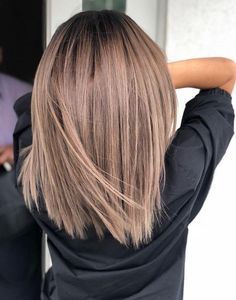 Straight Bob Haircut, Red Blonde Hair, Balayage Blond, Hair Blond, Balayage Blonde, Long Hair Video, Hair Color Pink, Hair Color Balayage