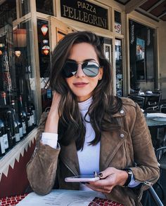 Model Sunglasses, Fall Winter Outfits, Outfits Casuales, Look Fashion, Medium Length Hair Styles, Passion For Fashion, Birkenstock, Balayage, Hair Hair