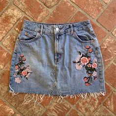 Nwot Topshop Embroidered Jean Skirt Size Us 8 Embroidered Jeans, Jean Skirt, Topshop, Womens Skirt, Skirt, Red, Women Shopping, Quick Saves, Color