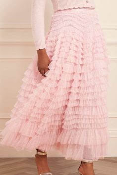 Description & Details The Hattie Ruffle Skirt in Peony Pink. This textile skirt is engineered with layers of soft tulle and net to create a signature Needle & Thread style. Crafted with individual ruffles to create a beautiful, frilly texture. Designed with a sweeping hemline and finished at the waist with a satin ribbon for extra detail. We recommend pairing this skirt with our knitwear for a romantic Needle & Thread look. - Kisses tulle decorated with layers of tulle ruffles - Fully lined - 10 Ribbon Stitching, Camp Fits, Ankle Skirt, Diy Sy, Tulle Ruffles, Corset Gown, 2024 Dresses, Church Camp, Peony Pink