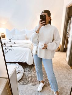 Casual Day Outfits Fall 2024, 2024 Casual Fashion, Clean Girl Outfits Fall, Casule Outfit For Women, Cool Girl Fall Outfits, Cozy Dinner Outfit, Job Shadowing Outfit, That Girl Style, Nuuly Outfit Ideas