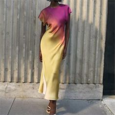 Style: Elegant,SexyFit: SlimFabric: SatinPattern: Tie DyeElement: CutoutNeckline: Crew NeckSleeve Type: RegularSleeve Length: Short SleeveProduct Type: Cutout Dress,Satin Dress,Maxi Dress,Bodycon DressOccasion: FormalDress/Skirt Length: MaxiMain Composition: PolyesterSeason: Summer 2023 Wishlist, Sculptural Fashion, Zara Spain, Glamorous Outfits, Satin Dress Long, Fitted Maxi Dress, Designer Midi Dresses, Evening Dresses With Sleeves, A Muse