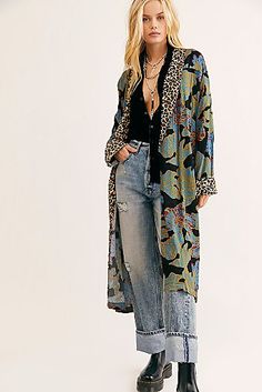 New Arrivals: Women's Clothing | Free People Look Boho Chic, Kimono Outfit, Mode Kimono, Mode Boho, Grace Kelly, Boho Clothing, Outfits Casuales, Look Fashion, Selena Gomez