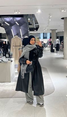 Winter Outfits Modest, Hijabi Winter Outfits, Modest Winter Outfits, Outfits Muslim, Estilo Hijab, Hijabi Fits, Modest Casual Outfits, Stile Hijab, Mode Turban