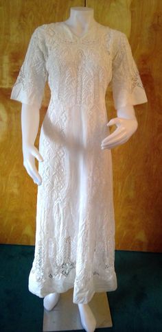 Edwardian lingerie dress white linen open work lace 1900's white lawn dress historical fashion floral lace theater costume by Vintageroyaleny on Etsy https://www.etsy.com/listing/667942208/edwardian-lingerie-dress-white-linen Edwardian Lingerie Dress, Edwardian Gowns, Lingerie Gown, Lawn Dress, Theatre Costumes, Lingerie Dress, Edwardian Fashion, Historical Dresses, Fashion Vintage