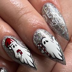 Heather Buzzell on Instagram: "👻Dead inside, but it’s Xmas👻 . Products used: •Maria •Whiteout •Blackout •Bad Romance •Luxa Shine No-Wipe Top Coat  Use discount code: handittoheather to save MONEY when you shop with @luxapolish  . . #nails #nail #nailart #nailartist #nailtech #nailpolish #gelpolish #gel #nailpro #gelnails #luxapolish #halloween #halloweennails #luxaaf #christmas #christmasnails #ghost #spirit #holiday #season #november #december #october #inspo #stiletto #glitter #glitternails #love" Merry Creepmas Nails, Spooky Holiday Nails, Spooky Xmas Nails, Christmas Ghost Nails, Winter Witch Nails, Horror Theme Nails, Christmas Nail Art 2024, Anti Christmas Nails, A Christmas Story Nails