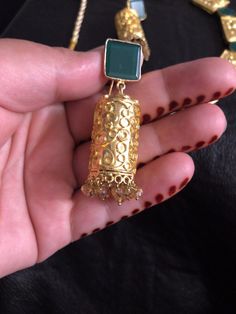 Handcrafted and gold plated necklace set with semi precious Emerald stones Made to order and shipping time 4-6 weeks. Perfect for wedding and parties. Jewelry Pakistani, Kundan Jewelry, Pakistani Jewelry, Jewelry Indian, Jewelry Bridal, Kundan Jewellery, Emerald Stone, Gold Plated Necklace, Selling Jewelry