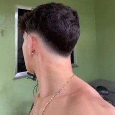 Very Low Fade Haircut, Low Skin Fade Long Top, Asian Blowout Hair Men, Casual Outfits For Short Hair, Low Drop Fade With Bulk, V Cut Hair Men, Tumblr Haircut, Low Skin Taper