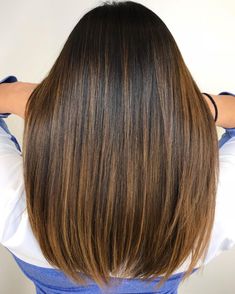 Caramel Hair Highlights, Shaggy Pixie, Brown Hair With Caramel Highlights, Brown Hair Shades, Chocolate Brown Hair Color, Brown Ombre Hair, Chocolate Hair, Caramel Hair, Caramel Highlights