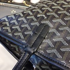 Peta - GOD Bags - 214 A+ Excellent Quality; Contact us if you've any questions in your mind. Goyard Bag, Evening Clutch Bag, Mini Bag, Contact Us, Fashion Bags, Paper Bag, Clutch Bag, Satchel, The Unit