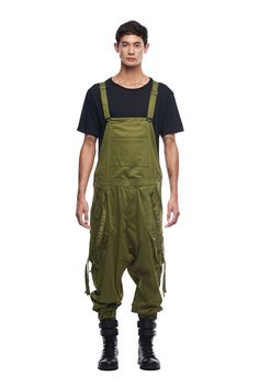 JONNY COTA mens-bottoms XS / GREEN UNISEX OVERALLS IN GREEN Utility Fashion Men, Cargo Overalls, Outfits Guys, Gender Neutral Outfits, Festival Fits, Men Jumpsuit, Neutral Outfits, Farm Clothes, Loose Clothing