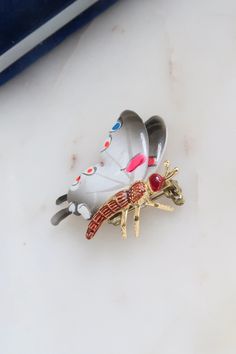 "Vintage Hand Painted Butterfly Brooch. Length: 1 3/8\" Width: 1 1/4\" Vintage condition! Please zoom in. Back to the shop: https://www.etsy.com/shop/SusVintage?ref=hdr_shop_menu Don't hesitate to contact me if you have any further questions. Thank you!" Elegant Silver Butterfly Brooches, Moth Brooch, Elegant Butterfly Brooches For Collectors, Handmade Vintage Butterfly Brooch, Green Butterfly Brooch Jewelry, Butterfly Pin, Red Butterfly, Locket Charms, Butterfly Brooch