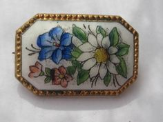 Vintage enamel flower brooch Approx. 2.5 cm Good vintage condition Vintage Flower Enamel Pin Gift, Vintage Flower Enamel Pin For Gift, White Flower-shaped Enamel Brooches, White Enamel Flower Brooches, White Flower Enamel Brooches, Vintage White Flower Enamel Pin, White Flower-shaped Enamel Pin, Floral Enamel Brooch Pin, Flower Shaped Enamel Brooch Pin