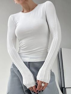 DETAILS
Composition: 95% Polyester, 5% Elastane
Design: Plain
Style: Casual
Thickness: Regular
Sheer: No
Material: Jersey
Sleeve Length: Long Sleeve
Neckline: Crew Neck
Occasion: Leisure Fit Clothes, Fits Clothes, Solid Clothes, Knit Tees, Office Ladies, Primavera Estate, White Long Sleeve, Casual Outfit, Racerback Tank