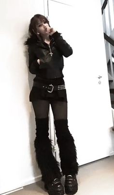 Alt Women Outfits, Styles Names Fashion, Alternative Club Outfit, New Rocks Styling, Black Alt Outfits, Alternative Outfits Winter, Emo Dress, New Rock Outfit, Metal Outfits Women