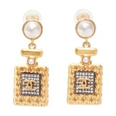 CHANEL A20A gold CC Perfume Bottlefaux pearl drop pendant earrings pair Reference: AAWC/A01065 Brand: Chanel Designer: Karl Lagerfeld Collection: A20A Material: Metal Color: Gold, Black Pattern: Solid Closure: Clip On Extra Details: 2020 Collection. Metal Gilt. Weight 26.2g. Made in: France CONDITION: Condition: Excellent, this item was pre-owned and is in excellent condition. This item is in excellent condition and ready to be loved. Comes with: Style code present (Generic) MEASUREMENTS: Length Pearl Drop Pendant, Chanel Pearl, Chanel Pearls, Chanel Designer, To Be Loved, Drop Pendant, Pearl Drop, Black Pattern, Pendant Earrings