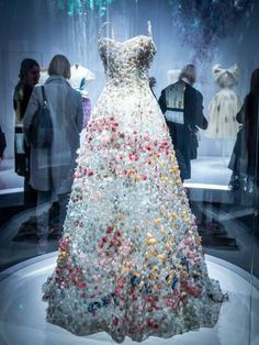 Dior Dress Couture, Dior Designer Of Dreams, Christian Dior Gowns, Christian Dior Dress, Dior Dresses, Dior Gown, Christian Dior Designer, Dior Dress, Christian Dior Haute Couture