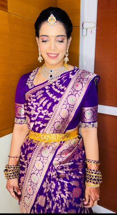 Benares Blouse Designs, Lilac Sarees, Banaras Blouse Designs, Banaras Saree Blouse Designs Latest, Telugu Jewellery, Banaras Blouse, Benaras Sarees