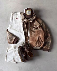 Vintage Winter Outfit, Items Aesthetic, The Thirteen, Men Stylish Dress, Easy Winter Outfit, Mens Outfit Inspiration, Leather Jacket Outfits, January 4