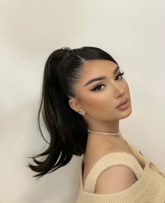 Layered High Ponytail, Cute Hair Photoshoot Ideas, Slick Pony Short Hair, Long Fun Hairstyles, Sleek Hair Styles Medium, Side Swept Ponytail Black Hair, Modern Prom Hair, Classy Slick Back Hairstyles Women, High Pony With Swoop