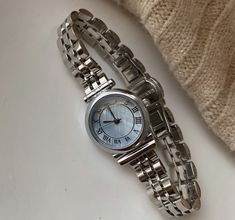 Blue round face watch with petite stainless steel band💙 Simple Silver Watch, Watch Silver Women, Dainty Silver Watch, Watches Women Simple, Silver Watches, Couple Ring Design, Boyfriend Watch