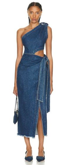 Vestidos Jeans, Casual Glam, Classy Casual Outfits, Jonathan Simkhai, Patch Work, Design Layout, Denim Outfit, Chic Dress