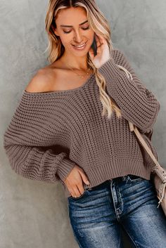 Knit V Neck Sweater, V Neck Pullover, Knit V Neck, Trendy Sweaters, Chic Sweaters, Sweaters Online, Knitting Women Sweater, Pullover Designs, Casual Sweaters