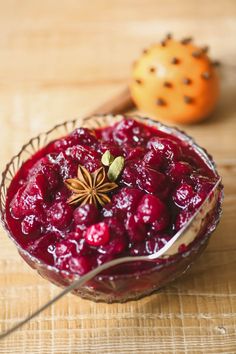 Cranberry Pineapple Sauce, Instant Pot Cranberry Sauce, Cranberry Thanksgiving, Pineapple Sauce, Leftover Cranberry Sauce, Mulling Spices, Breakfast Burger, Cranberry Sauce Recipe, Thanksgiving Images