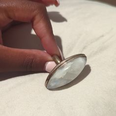 Size 8.5 Vintage Moonstone Crystal Ring Moonstone Crystal, Ring Color, Crystal Ring, Moonstone Ring, Crystal Rings, Womens Jewelry Rings, Moonstone, Women Jewelry, Crystals