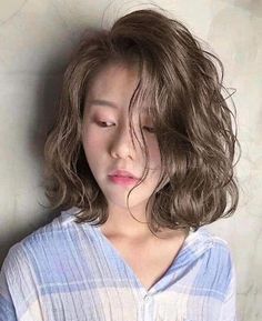 Asian Hair Wavy, Wavy Perm Short Hair, Korean Perm Short Hair, Digital Perm Short Hair, Korean Wavy Hair, Digital Perm, Short Wavy Haircuts, Hair Perm